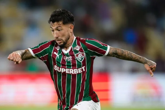 Cartão de Lucho Acosta gera alerta de manipulação; Fluminense e CBF se posicionam