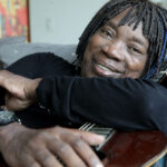 Milton Nascimento deixa hospital e continuará tratamento em casa 22 Milton Nascimento deixa hospital e continuará tratamento em casa