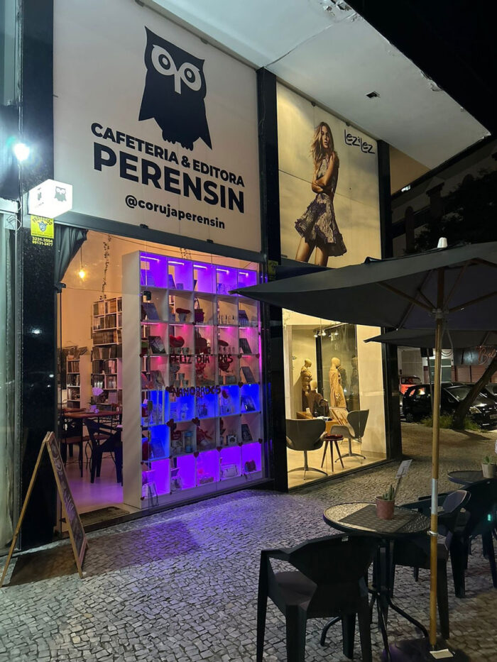 Descubra 5 lugares para encontrar livros em Juiz de Fora 3 PERENSIN REPRODUCAO