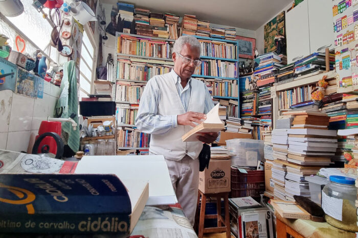 Descubra 5 lugares para encontrar livros em Juiz de Fora 5 livros juiz de fora roteiro jf