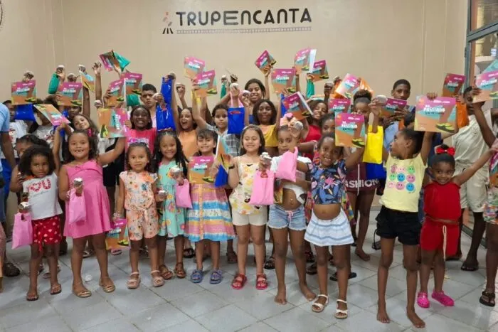 TrupEncanta celebra trajetória de 10 anos dedicada à transformação social por meio da cultura em Além Paraíba