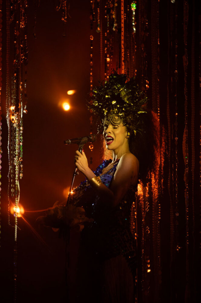 Vanessa da Mata se apresenta em Juiz de Fora no Festival de Inverno e afirma: ‘Sou autora antes de cantora’