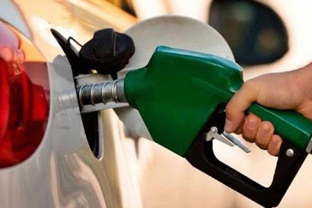 Gasolina passará a ter proporção maior de etanol, anuncia Governo