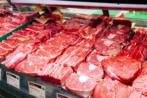 Açougueiros revelam as 3 melhores carnes para bife além do contrafilé