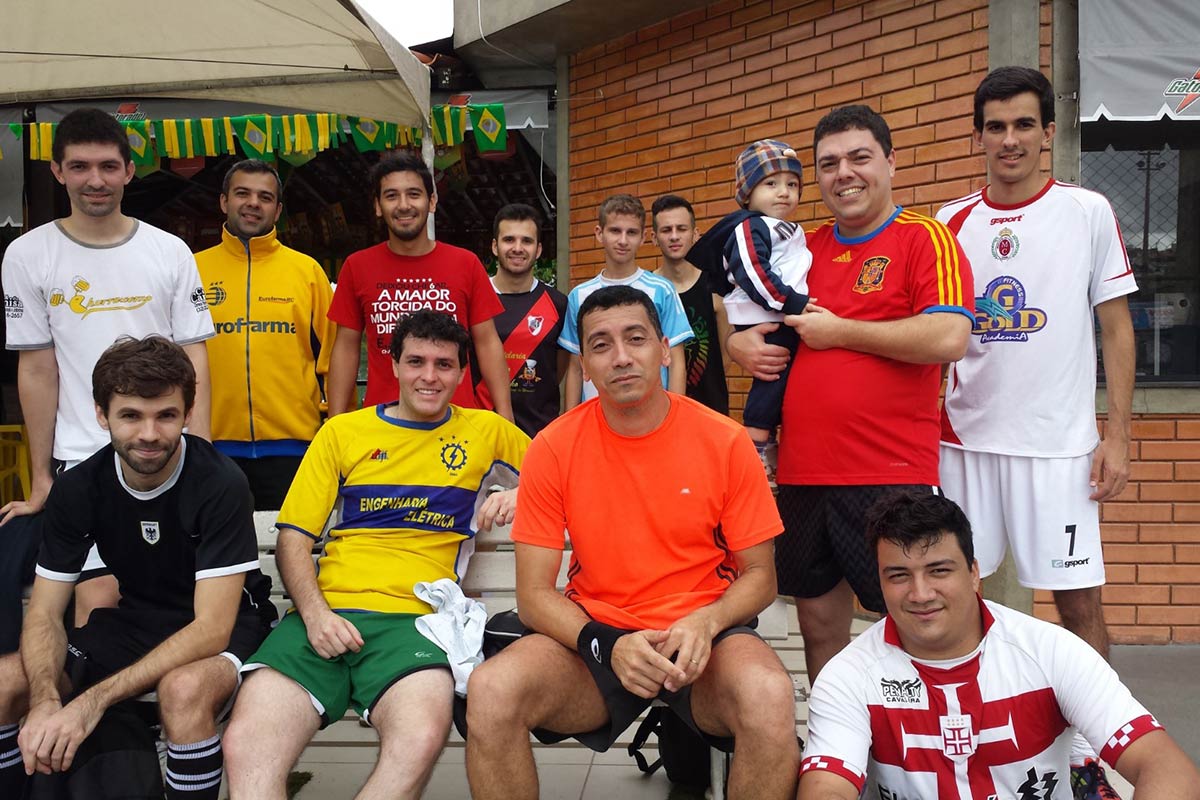 Dos veteranos aos estreantes: bolões da Copa movimentam grupos de amigos em Juiz de Fora