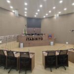 Lei de cidade mineira que prevê vagas de estacionamento para religiosos é suspensa 5 camara municipal de itabirito foto reproducao camara itabirito