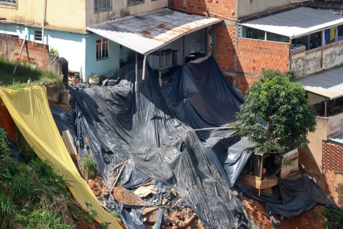 Nota técnica da UFJF propõe novos critérios para obras após chuvas extremas em Juiz de Fora 1 desastre climatico foto felipe couri
