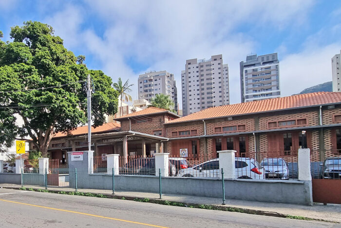 Escolas estaduais recebem mais de R$ 5,5 milhões para reformas