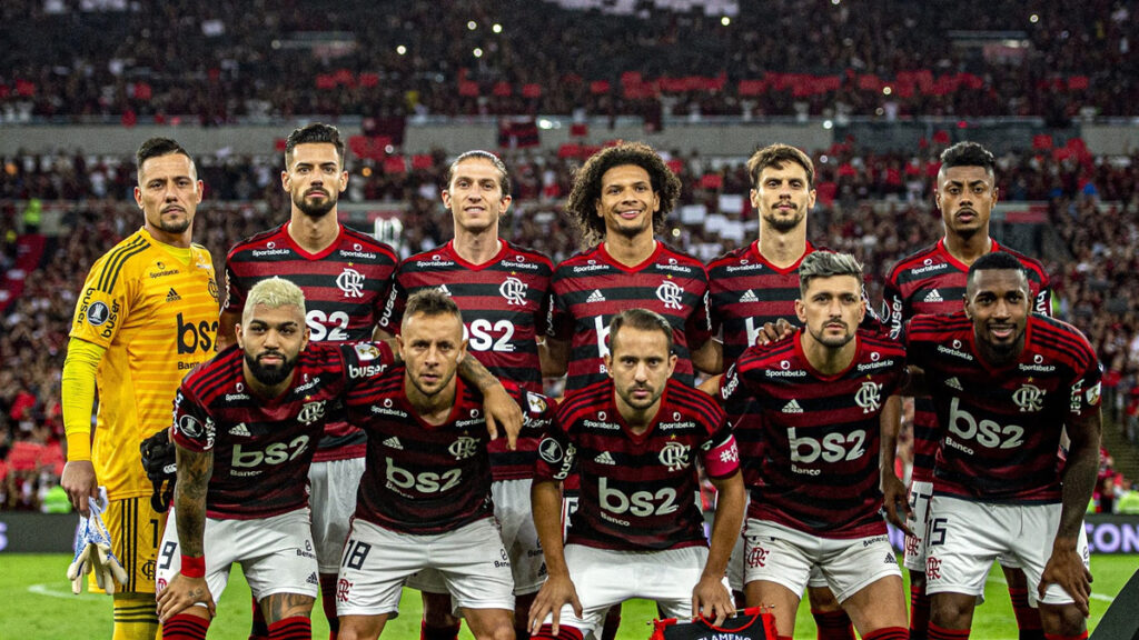 Ex-Flamengo surpreende ao comprar apartamento de luxo na cidade com o m² mais caro do Brasil