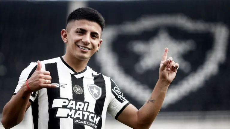 Em qual posição Thiago Almada vai jogar no Flamengo?
