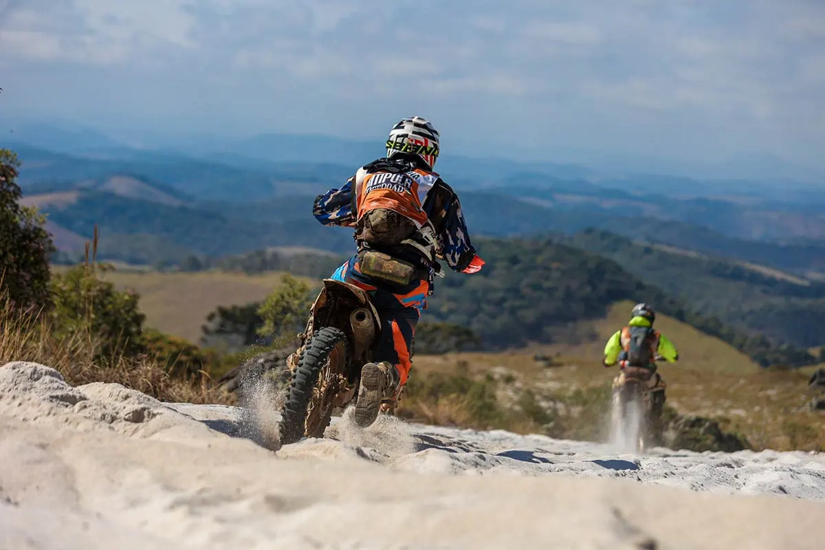 ‘Charme’ e adrenalina: Ibitipoca Off Road chega à 36ª edição com participantes de 214 cidades