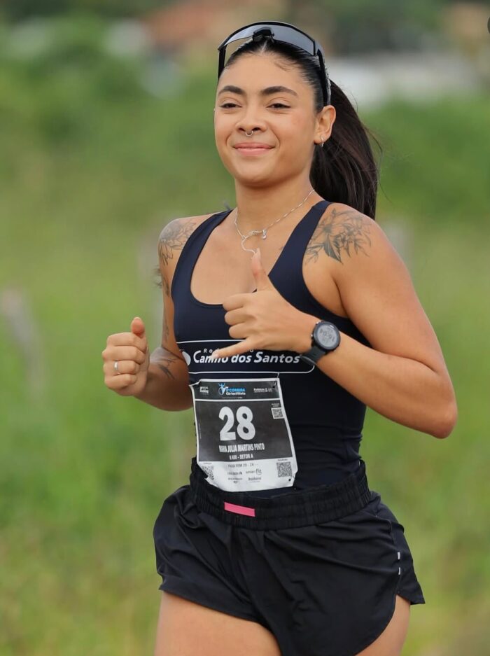 Da recuperação da saúde ao título: Maju Martins conta trajetória e celebra ouro da 1ª maratona de Juiz de Fora 1 maju 2 foto arquivo pessoal