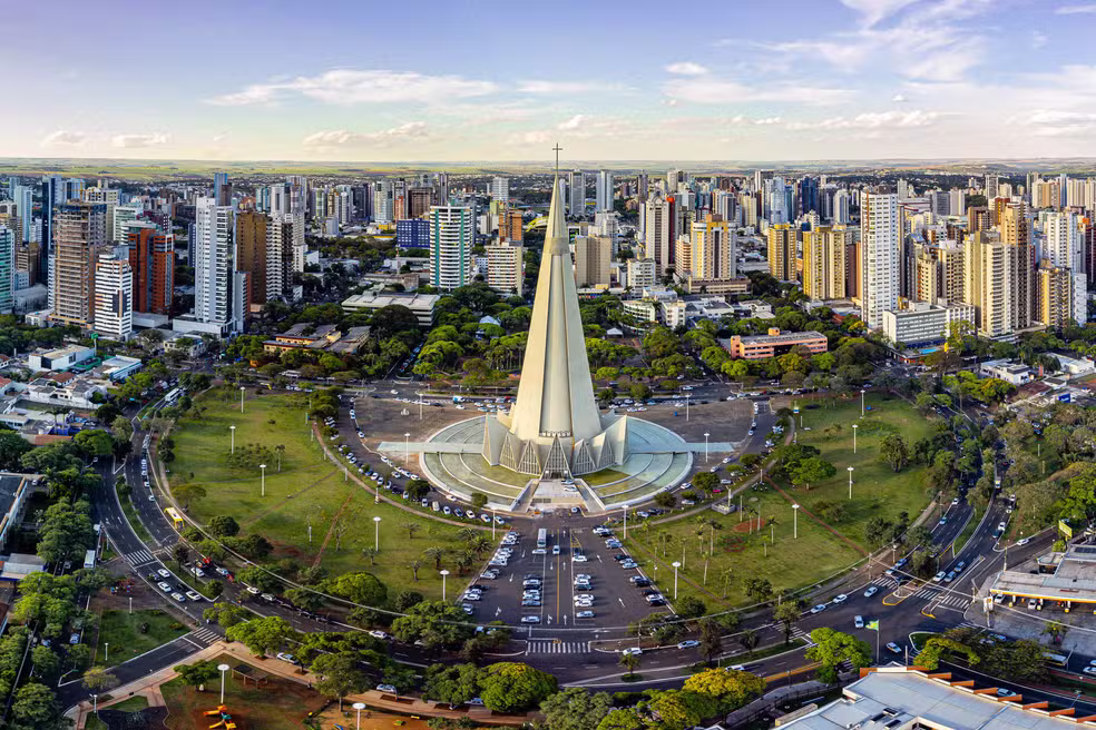 A cidade que conquistou moradores com ruas arborizadas e muito espaço verde