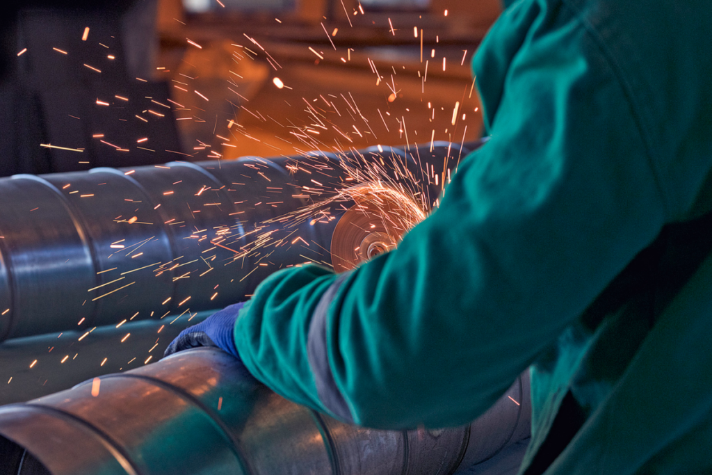 Curso técnico gratuito em metalurgia abre inscrições para 34 vagas 1 metalurgia