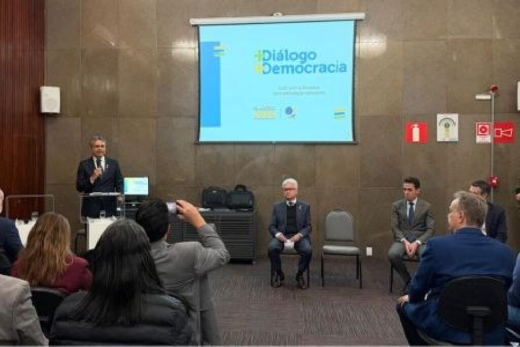 Partidos políticos aderem a pacto do TRE-MG pela integridade das Eleições 2026 1 Partidos políticos aderem a pacto do TRE-MG pela integridade das Eleições 2026
