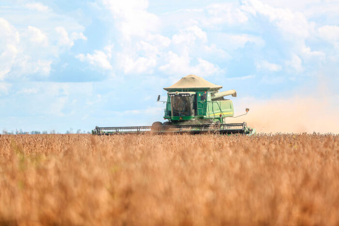Tarifa de 25% dos EUA sobre produtos brasileiros entra em vigor