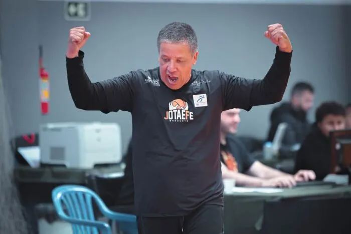 Coordenador do Jotaefe Basquete quer fortalecer base nas escolas e mira time profissional em 2028