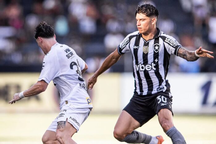 Botafogo x Santos: onde assistir, horário e prováveis escalações de partida que marca volta do Brasileirão 1 santos botafogo foto raul baretta santos fc