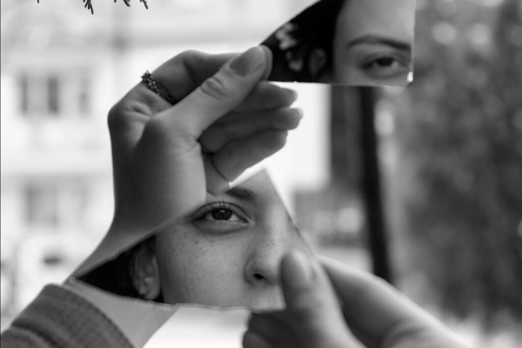 Transtorno dissociativo de identidade: o que é mito e o que diz a ciência 1 transtorno de personalidade foto pexels