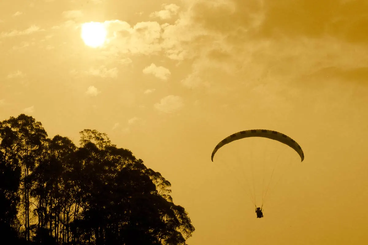 Copa de Parapente reúne 170 pilotos na região