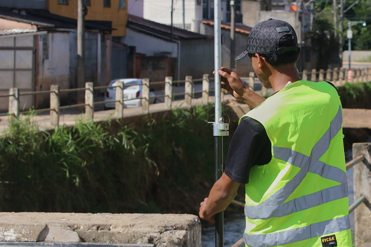 Mais de 20 vagas na construção civil são oferecidas para obras no Bairro Industrial