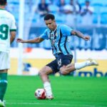 Zagueiro ubaense se despede do Grêmio em negociação de R$ 100 milhões com a Fiorentina 7 viery grêmio