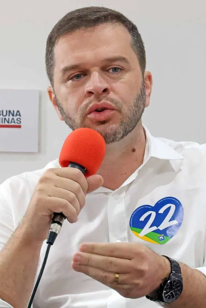 Charlles Evangelista Leonardo Costa