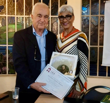 Coluna Cesar Romero – 2 e 3 de agosto de 2026 5 JF POR AI autografos em Petropolis Antonio Carlos Duarte 240726 CR