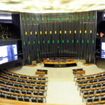 Congresso retoma atividades sem previsão de votação; PEC da Segurança e fim da escala 6×1 seguem à espera - QTU Questões do Universo