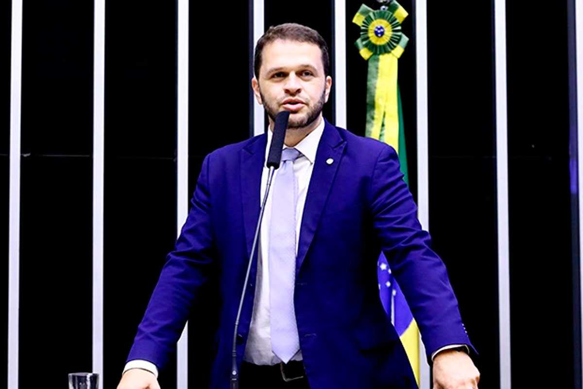 Charlles Evangelista desiste da candidatura a vice-governador de Minas