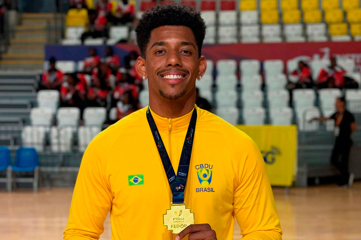 Ex-JF Vôlei, ponteiro de Matias Barbosa é campeão e MVP do Pan-Americano Universitário