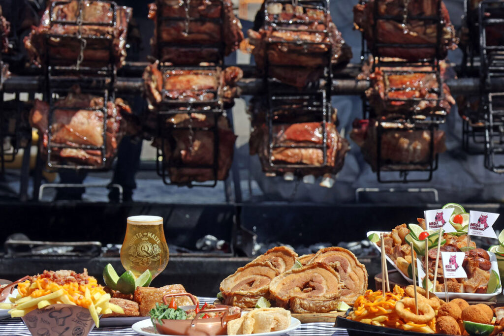 Festival de Torresmo e Costela terá mais de 50 receitas e tenta superar fritada de 511 kg em Juiz de Fora 2 Festival de Torresmo e Costela terá mais de 50 receitas e tenta superar fritada de 511 kg em Juiz de Fora