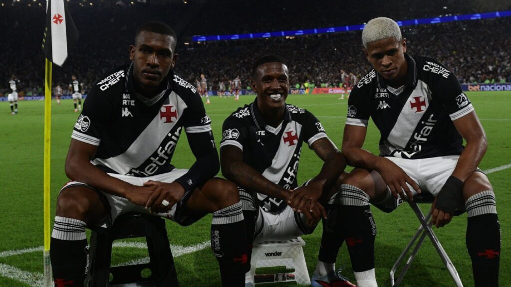 Ex-Vasco dá passo importante na Europa após assinar contrato de R$ 17 milhões por ano