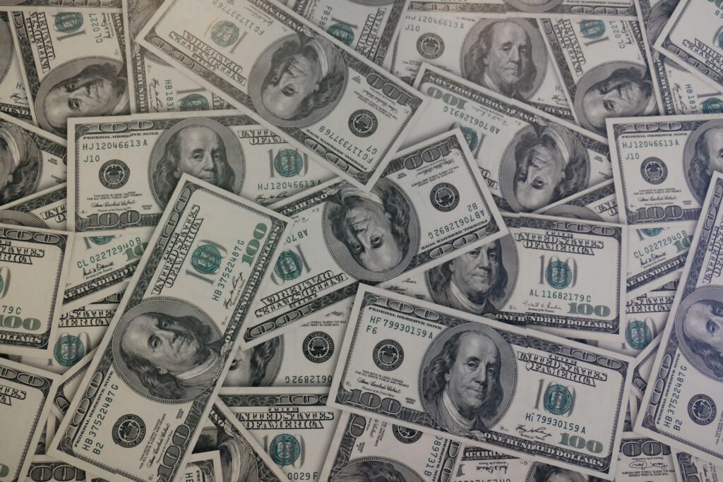 Brasileiro mais rico do mundo tem fortuna de US$ 28,3 bilhões e decidiu comprar time de futebol