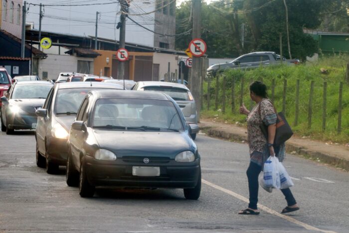 Interdição da Gentil Forn aumenta de 4 para 23 o número de linhas de ônibus na José Lourenço 15 onibus cidade alta 2