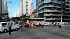 protesto cesama olavo 6