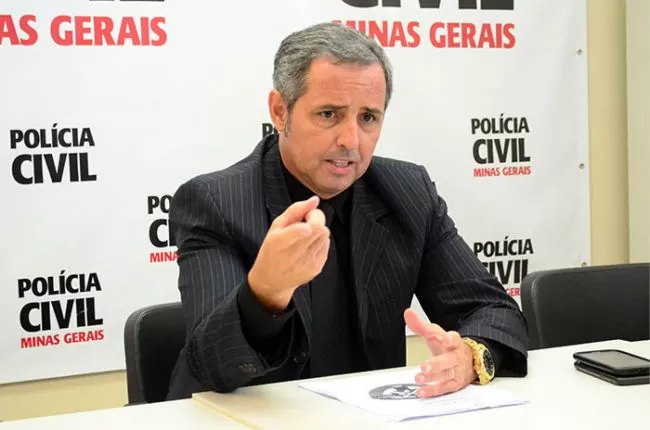 delegado carlos roberto destacou o trabalho de apuracao de crimes de homicidios na cidade olavo prazeres