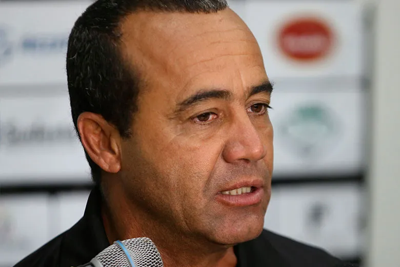 Tupi se aproxima de acerto com Aílton Ferraz 1 ailton leo