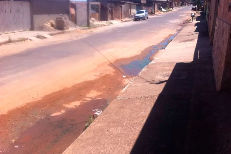 Leitora reclama de falta de boca de lobo no Nova Era II 1 vida urbana