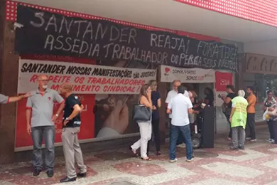 protesto santander valente capa