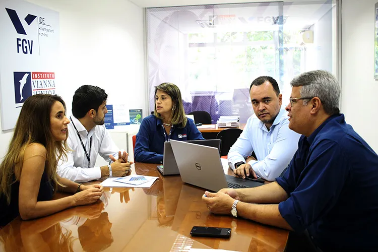 Autoconhecimento é fundamental na escolha entre cursos presenciais e online 1 foto vianna2