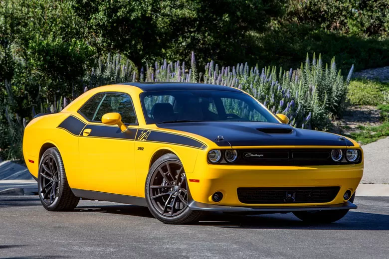 Dodge Challenger T/A: retrô, musculoso e tecnológico 1 Dodge01