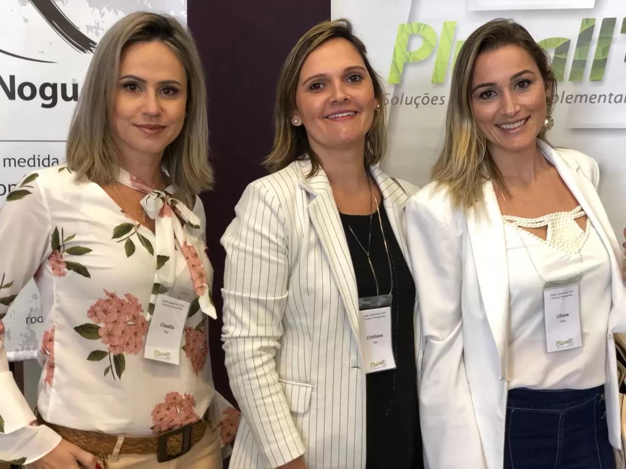 Acessibilidade não é apenas rampa 5 Encontro em Belo Horizonte Gerentes do Saúde Sinai, Cláudia Teixeira e Cristiane Scheffer, com Liliane de Carvalho, da área de projetos do Hospital Albert Sabin, no encontro "Saúde suplementar: cenários e perspectivas", realizado, anualmente, para debater as normativas dos planos de saúde e outros assuntos relevantes para o setor.