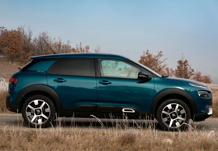 Novo SUV compacto da Citroën chega ao Brasil ainda este ano 2 citroen c4 02