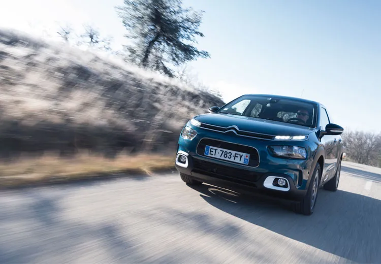 Novo SUV compacto da Citroën chega ao Brasil ainda este ano 1 citroen c4 principal