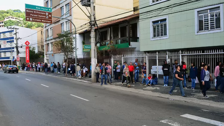 fila-olavo-1