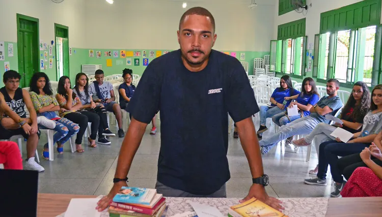 Projeto busca a integração de jovens por meio do hip hop 1 jonathan olavo
