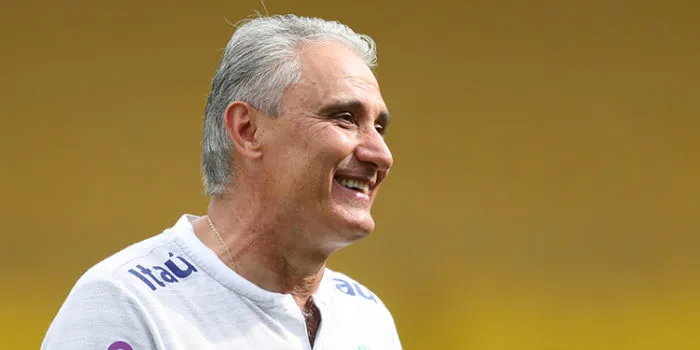 Tite se diz 'muito feliz e orgulhoso', mas evita adiantar time de estreia na Copa 2 tite Lucas Figueiredo CBF