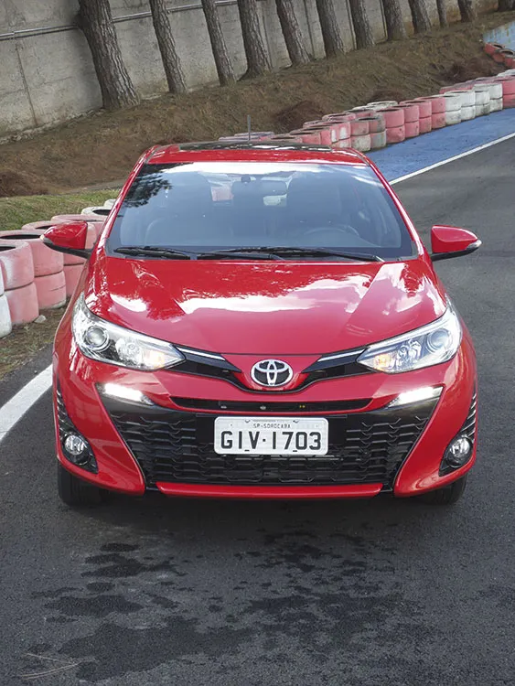 Toyota Yaris quer ser referência entre compactos premium 6 toyota yaries1