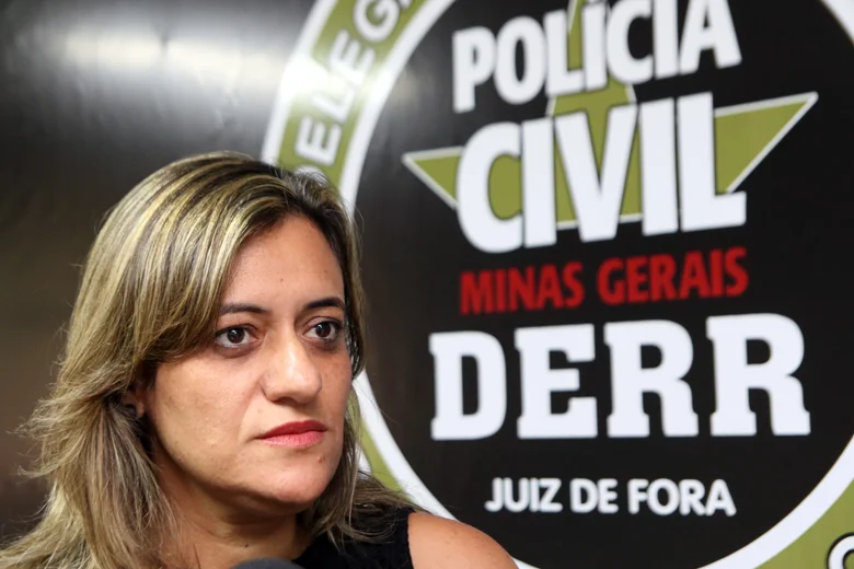 JF teve mais de 1.500 furtos e roubos de celulares este ano 1 Delegada regional Patrícia Ribeiro